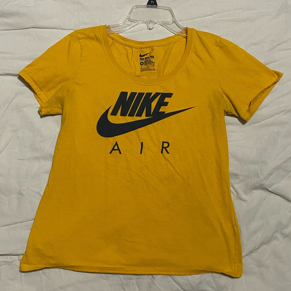 ✨NIKE AIR TEE✨